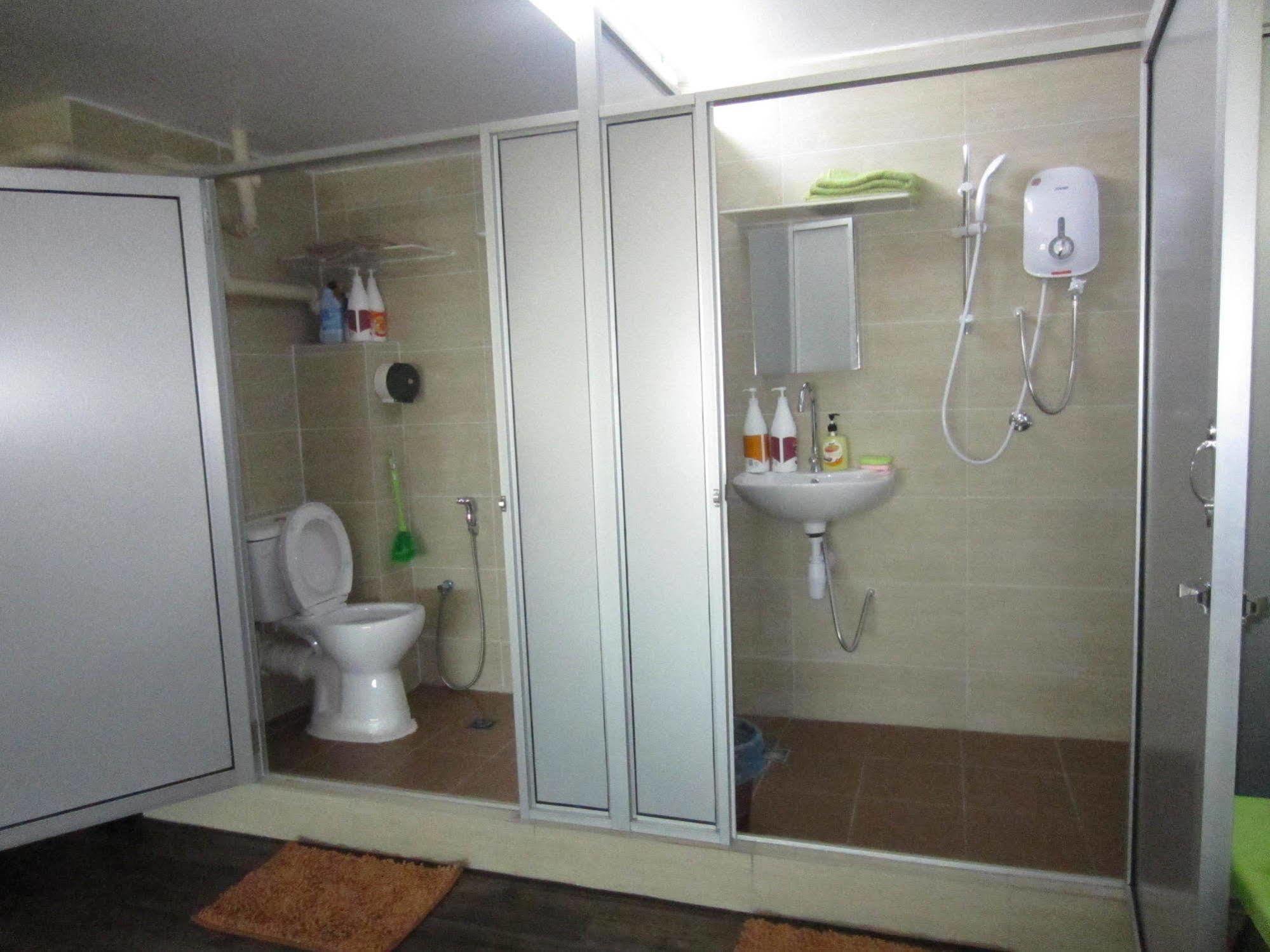 The Ceo Duplex Soho Suite Bayan Lepas Buitenkant foto