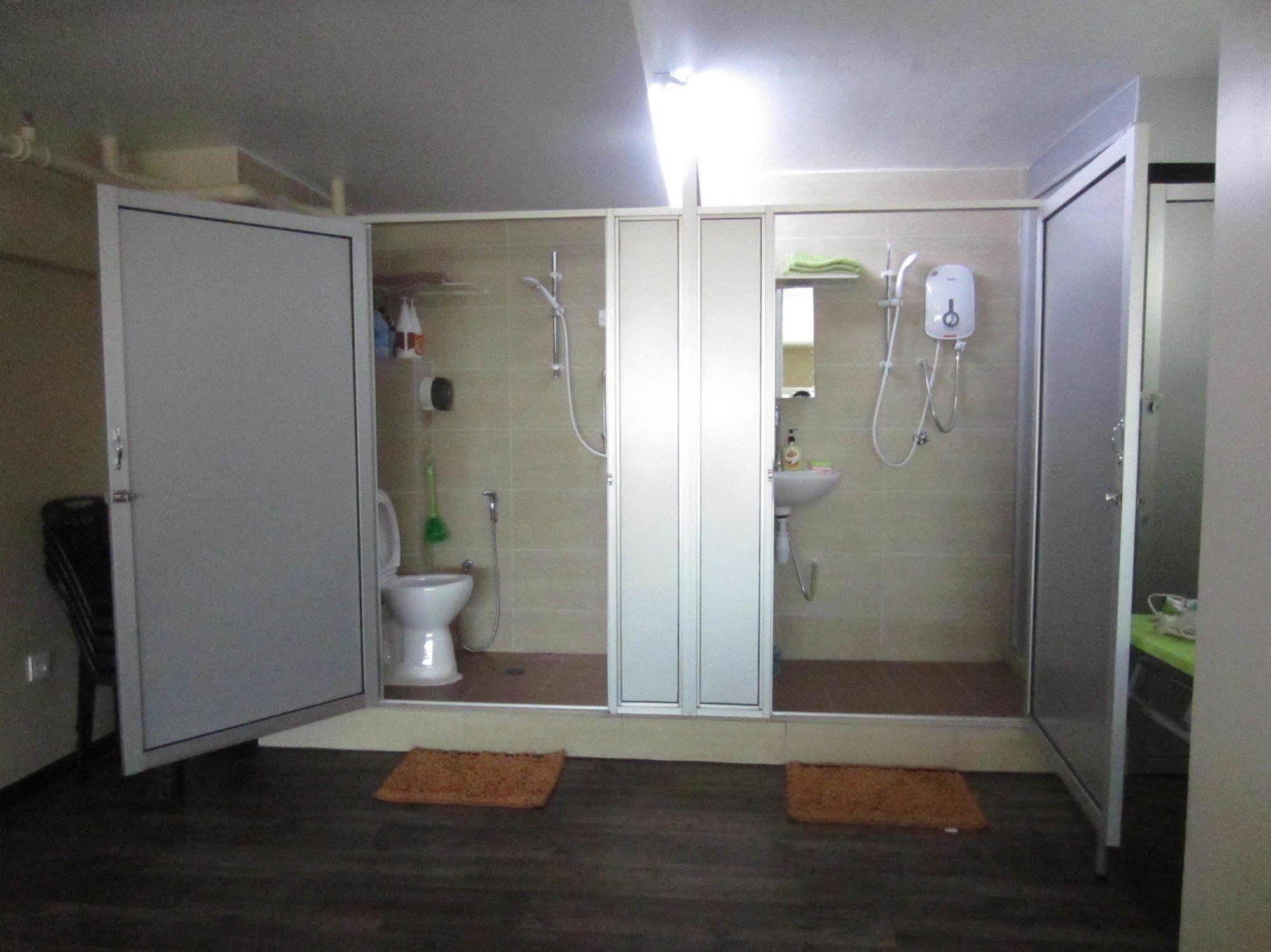 The Ceo Duplex Soho Suite Bayan Lepas Buitenkant foto